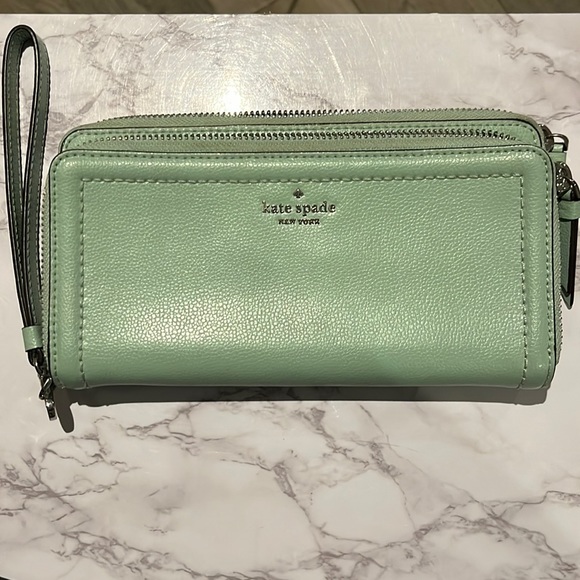 Kate spade wallet Large Wallet - Picture 2 of 9